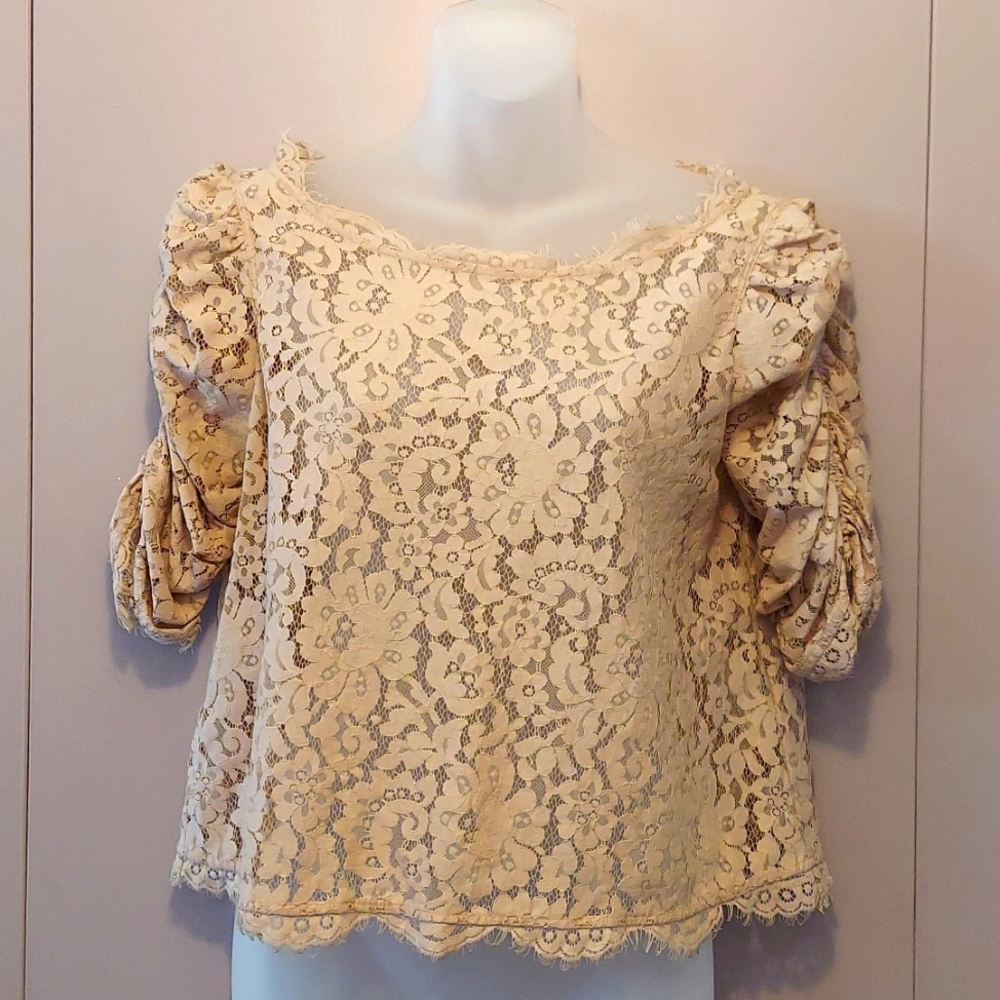 Joie Tan Floral Lace Sheer Top with Ruched Sleeves and Scalloped Hem Size Small